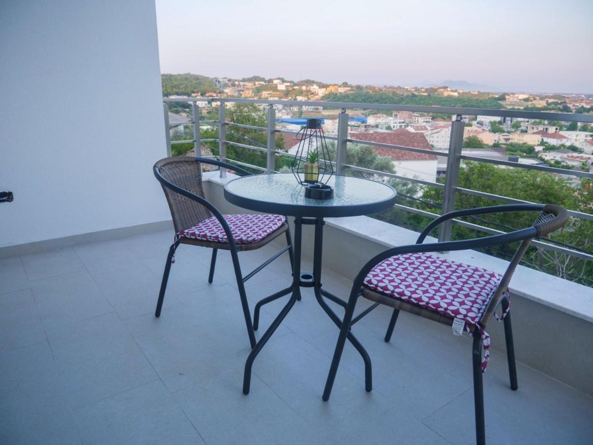 Imperator Apartments Ulcinj Esterno foto