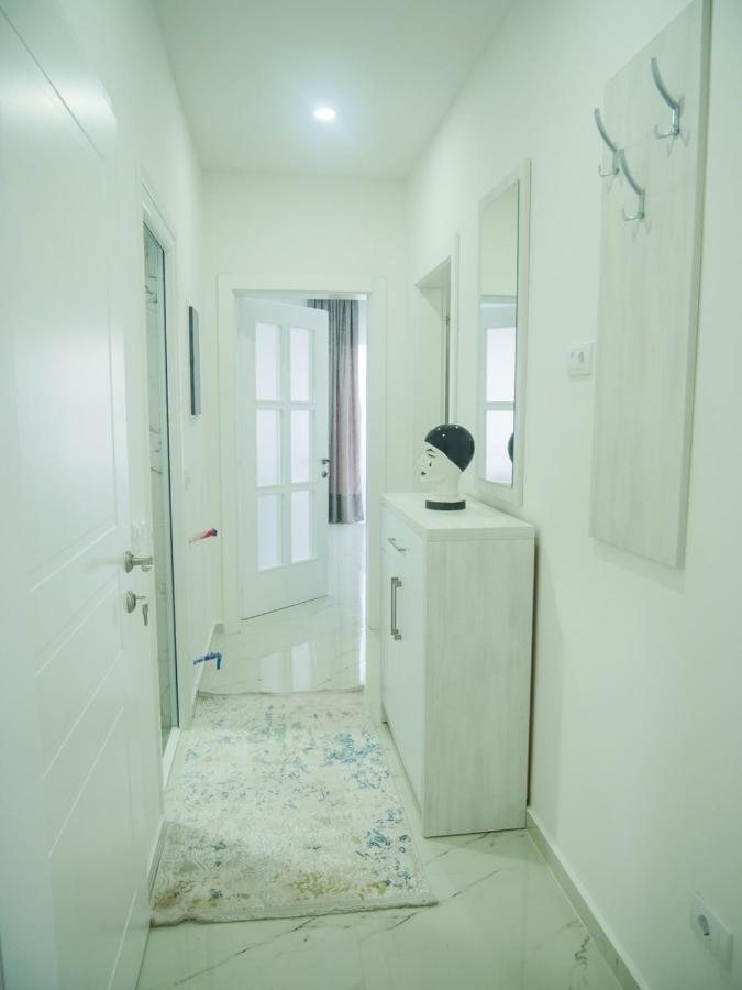 Imperator Apartments Ulcinj Esterno foto