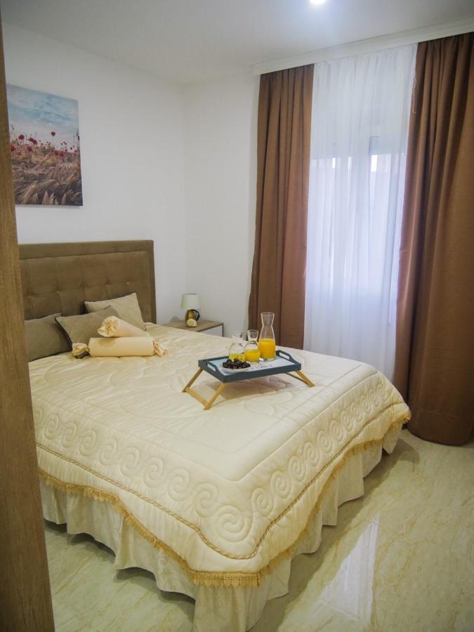 Imperator Apartments Ulcinj Esterno foto