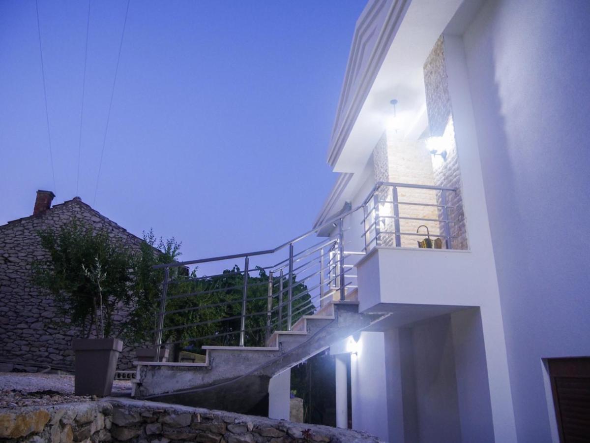 Imperator Apartments Ulcinj Esterno foto