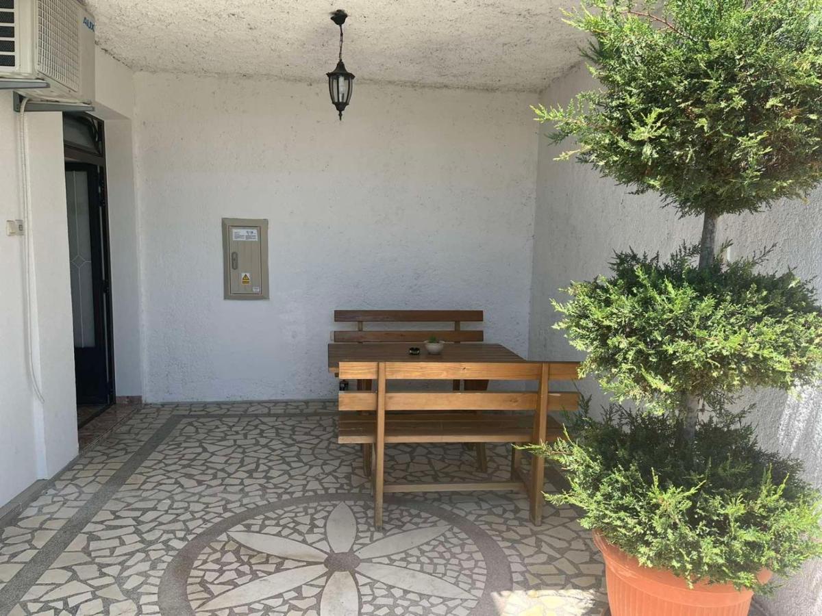 Imperator Apartments Ulcinj Esterno foto